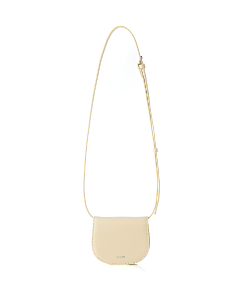 RAINBEE(レインビー)の「DEBON BAG_ BEIGE(メッセンジャーバッグ・レディース・ベージュ・FREE)」の2枚目の写真