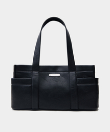 MACOI（マッコイ）の「ビッグスクエアレザーバゲットショルダードットバッグ[ブラック]（ショルダーバッグ）」