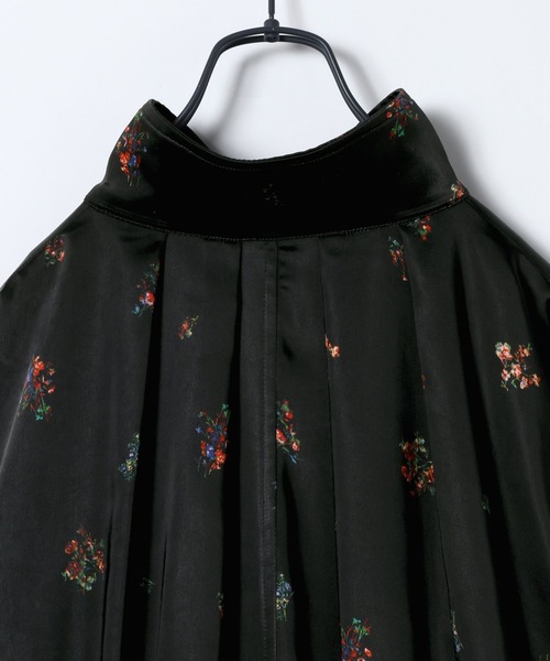 JEANASIS（ジーナシス）の「フラワーサテンブルゾン/645286（ブルゾン・レディース・ホワイト系その他/ブラック系その他・FREE）」の11枚目の写真