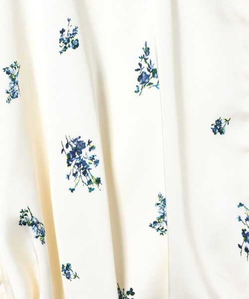 JEANASIS（ジーナシス）の「フラワーサテンブルゾン/645286（ブルゾン・レディース・ホワイト系その他/ブラック系その他・FREE）」の13枚目の写真