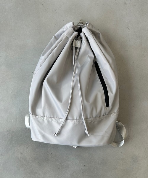 UNDERSTATEMENTs（アンダーステイトメント）の「【ユニセックス】2WAYカラビナナイロンテックショルダーバッグ（ショルダーバッグ・メンズ・ブラック/シルバー・FREE）」の19枚目の写真