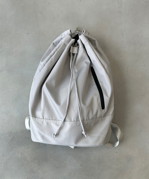 UNDERSTATEMENTs（アンダーステイトメント）の「【ユニセックス】2WAYカラビナナイロンテックショルダーバッグ（ショルダーバッグ・メンズ・ブラック/シルバー・FREE）」の14枚目の写真