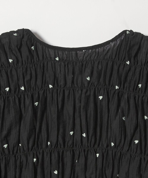 EMMEL REFINES（エメルリファインズ）の「＜EMMEL REFINES＞EM ハートシシュウ シャーリング ブラウス（シャツ/ブラウス・レディース・ライトブルー/ブラック/ライム・FREE）」の7枚目の写真