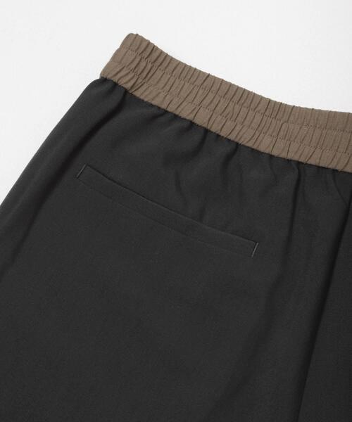 ITEMS URBANRESEARCH(アイテムズ アーバンリサーチ)の「『撥水/防汚/接触冷感』多機能 ウエスト切替 イージーパンツ(楽着シリーズ)(その他パンツ・メンズ・チャコールグレー/ネイビー/ベージュ・MEDIUM/LARGE)」の10枚目の写真
