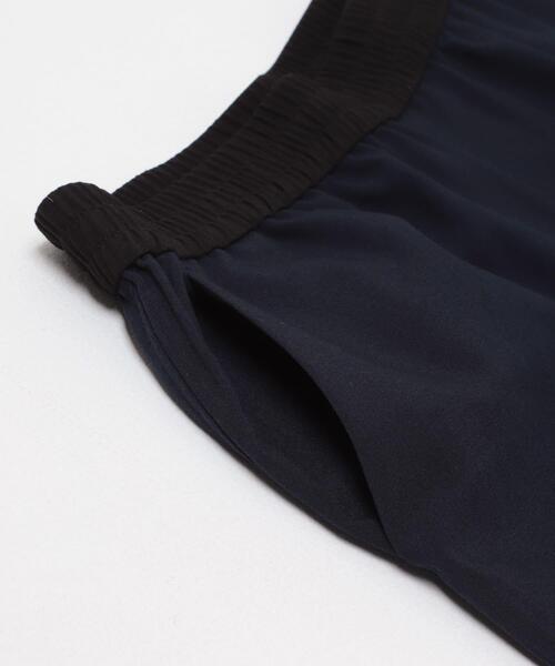 ITEMS URBANRESEARCH(アイテムズ アーバンリサーチ)の「『撥水/防汚/接触冷感』多機能 ウエスト切替 イージーパンツ(楽着シリーズ)(その他パンツ・メンズ・チャコールグレー/ネイビー/ベージュ・MEDIUM/LARGE)」の10枚目の写真