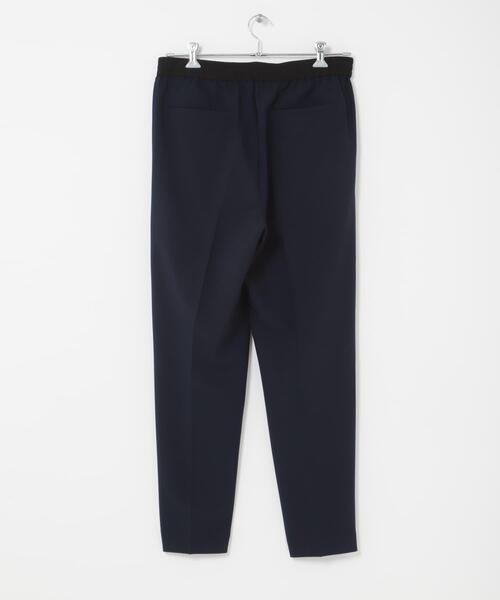 ITEMS URBANRESEARCH(アイテムズ アーバンリサーチ)の「『撥水/防汚/接触冷感』多機能 ウエスト切替 イージーパンツ(楽着シリーズ)(その他パンツ・メンズ・チャコールグレー/ネイビー/ベージュ・MEDIUM/LARGE)」の11枚目の写真