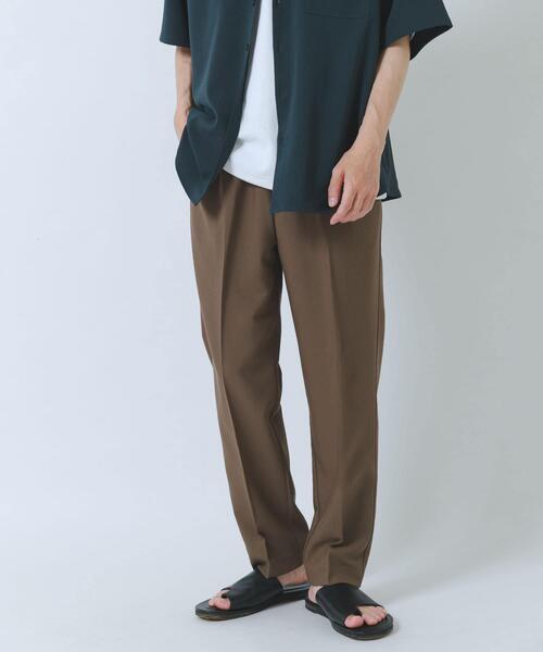 ITEMS URBANRESEARCH(アイテムズ アーバンリサーチ)の「『撥水/防汚/接触冷感』多機能 ウエスト切替 イージーパンツ(楽着シリーズ)(その他パンツ・メンズ・チャコールグレー/ネイビー/ベージュ・MEDIUM/LARGE)」の15枚目の写真