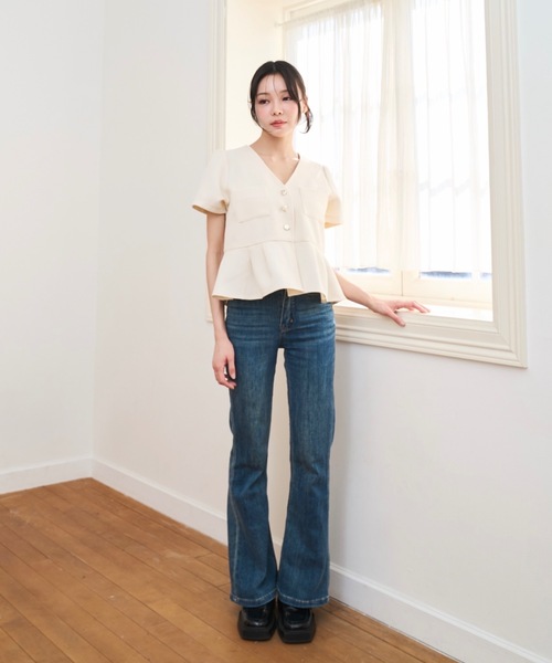 Lallana(ララーナ)の「Peplum Flare Silhouette Top/ペプラムフレアシルエットトップス(シャツ/ブラウス・レディース・ピンク/ブラック/アイボリー・FREE)」の7枚目の写真