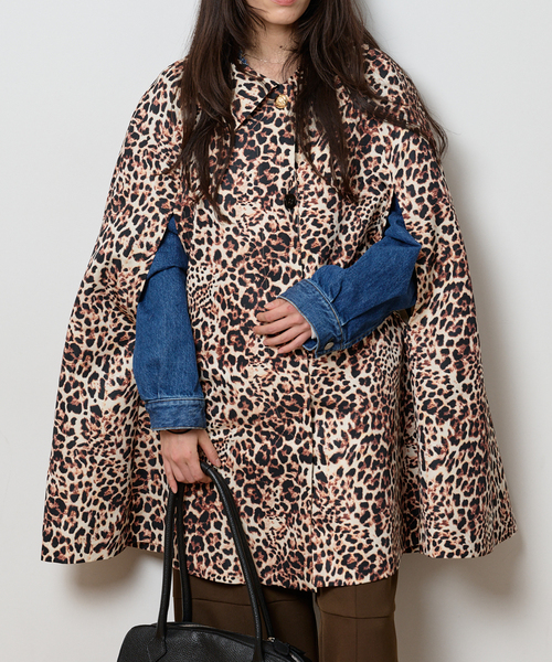 Bonum(ボナム)の「LEOPARD CAPE SPRING コート(ポンチョ・レディース・ブラウン・FREE)」の13枚目の写真