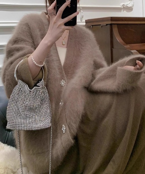 Lana821（ラナハニー）の「飾りボタン モヘアルーズカーディガン（カーディガン/ボレロ・レディース・ベージュ/ブラック・FREE）」の3枚目の写真