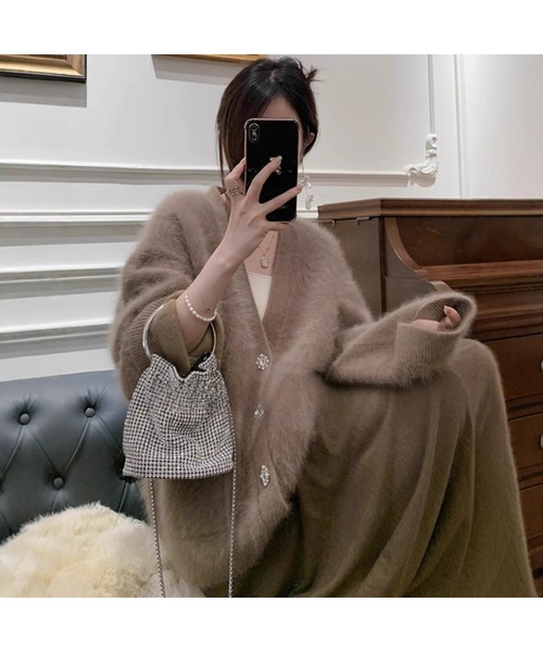 Lana821（ラナハニー）の「飾りボタン モヘアルーズカーディガン（カーディガン/ボレロ・レディース・ベージュ/ブラック・FREE）」の4枚目の写真