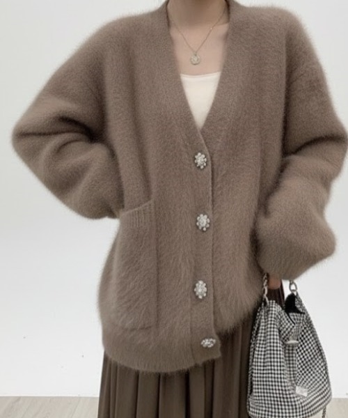 Lana821（ラナハニー）の「飾りボタン モヘアルーズカーディガン（カーディガン/ボレロ・レディース・ベージュ/ブラック・FREE）」の12枚目の写真