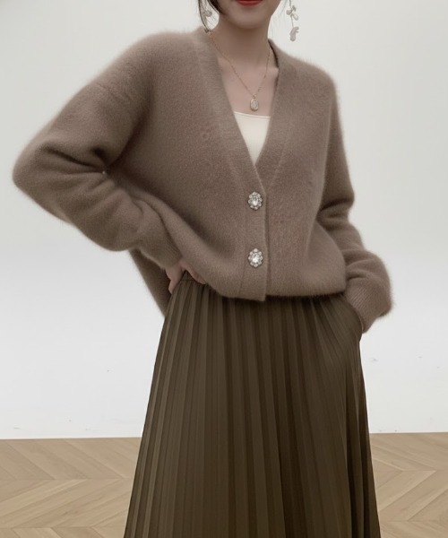 Lana821（ラナハニー）の「飾りボタン モヘアルーズカーディガン（カーディガン/ボレロ・レディース・ベージュ/ブラック・FREE）」の14枚目の写真