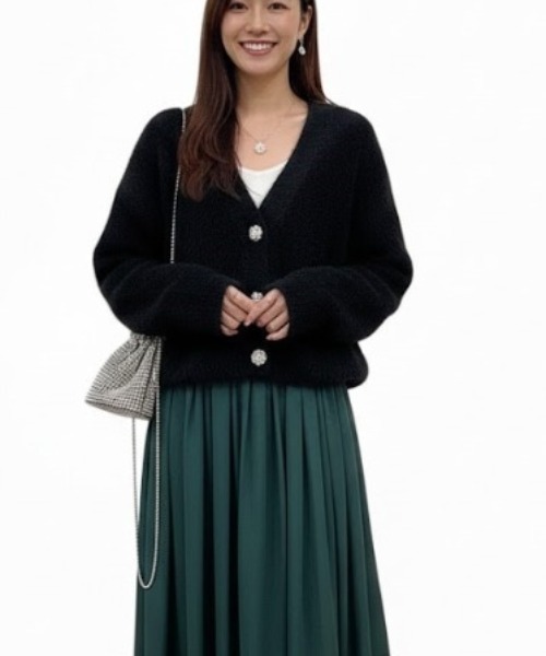 Lana821（ラナハニー）の「飾りボタン モヘアルーズカーディガン（カーディガン/ボレロ・レディース・ベージュ/ブラック・FREE）」の8枚目の写真