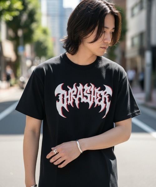 THRASHER(スラッシャー)の「HEAVY METAL S/S T-SHIRTS/THRASHER スラッシャー ロゴプリント 半袖Tシャツ ストリート スケーター ユニセックス(Tシャツ/カットソー・メンズ・ブラック・MEDIUM/LARGE/X-LARGE)」の3枚目の写真