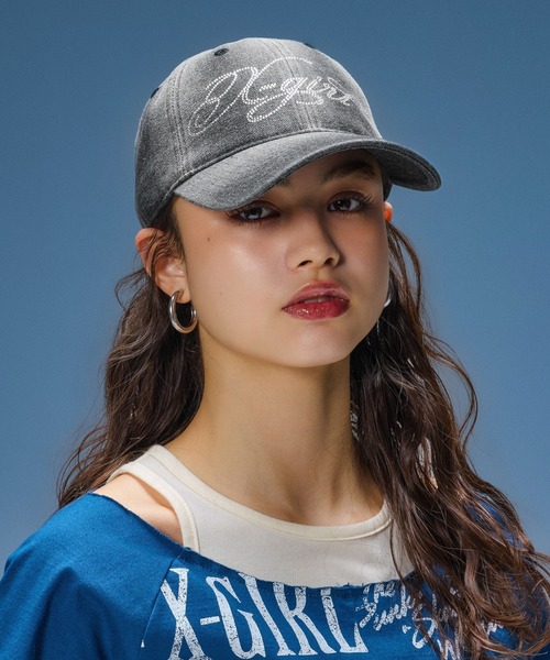 X-girl(エックスガール)の「RHINESTONE LOGO DENIM CAP(キャップ・レディース・ブラック/ライトインディゴブルー・ONE SIZE)」の1枚目の写真