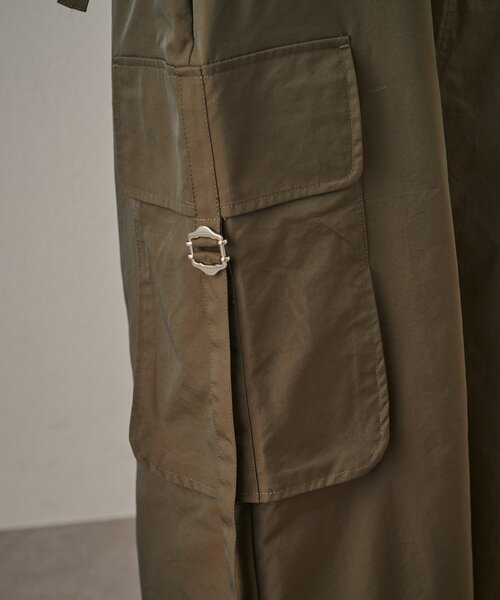 mline（エムライン）の「[mline]カーゴベルトスカート（スカート・レディース・カーキ/ブラック・2/1）」の15枚目の写真