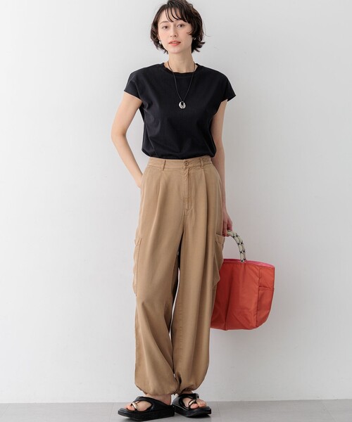 23区 S（ニジュウサンクチイサイサイズ）の「スビンハイツイスト フレンチスリーブ Tシャツ（Tシャツ/カットソー・レディース・ホワイト系/ライトオレンジ系/ブラック系/ネイビー系・32）」の9枚目の写真