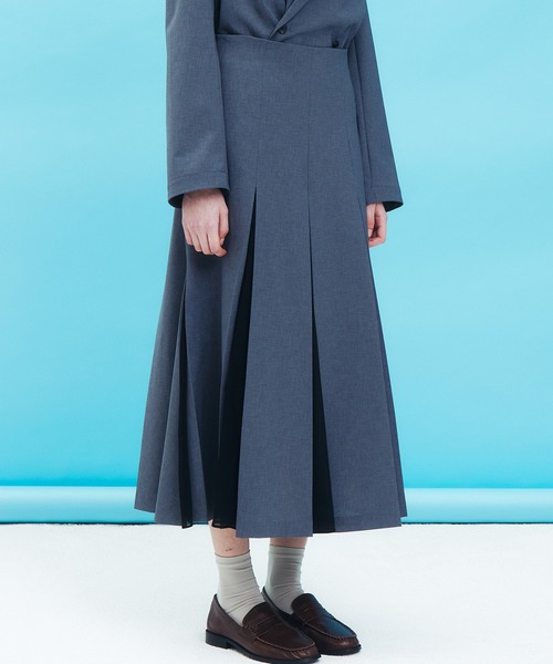 LE CIEL BLEU(ルシェルブルー)の「プリーテッドスカートwシアーディティール / Pleated Skirt w/Sheer Detail(スカート・レディース・ブラック/グレー・34/36/38)」の15枚目の写真
