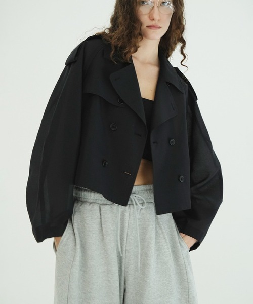 CLANE（クラネ）の「SHEER SHORT TRENCH JACKET（トレンチコート・レディース・アイボリー/ブラック・1）」の2枚目の写真