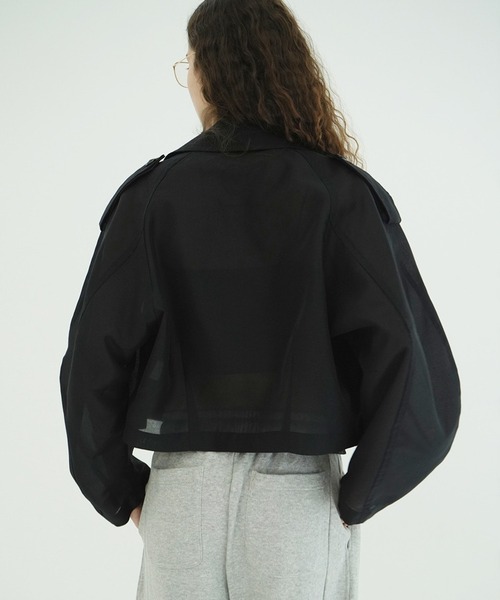 CLANE（クラネ）の「SHEER SHORT TRENCH JACKET（トレンチコート・レディース・アイボリー/ブラック・1）」の12枚目の写真