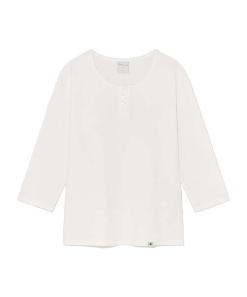 THECOLDESTMOMENT(ザコールデストモーメント)の「(w) TCM henley neck three-quarter sleeve (white)(Tシャツ/カットソー・レディース・その他・SMALL/MEDIUM)」の1枚目の写真