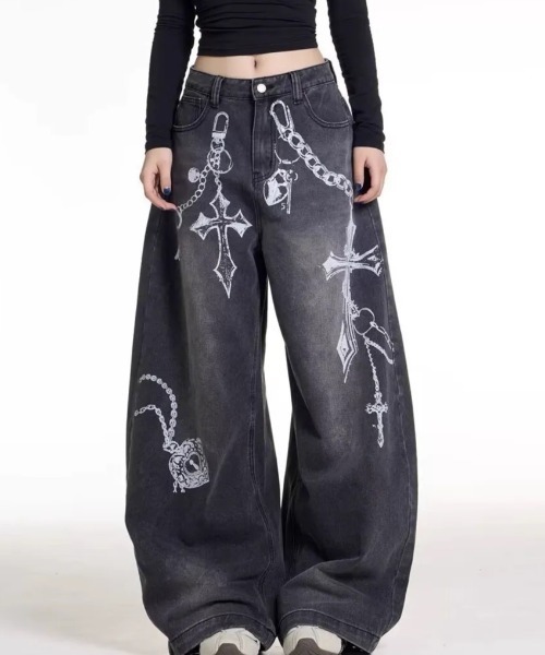 lilful(リルフル)の「【26年春夏新作】Y2K クロスチェーンプリント ワイドデニムパンツ(デニムパンツ・レディース・ブラック・XL/L/M)」の12枚目の写真
