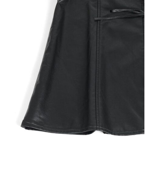 :ETHROF(イーサオブ)の「FAUX LEATHER RIBBON DETAIL BLOUSE(シャツ/ブラウス・レディース・ブラック・MEDIUM)」の17枚目の写真