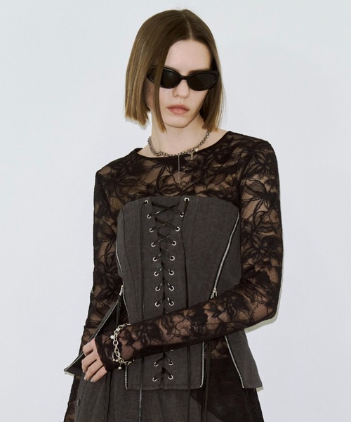 JOSE MOON(ジョゼムーン)の「LACEUP SWEAT BUSTIER/レースアップスウェットビスチェ(その他トップス・レディース・ブラック/グレー/ブラウン・38/36)」の2枚目の写真