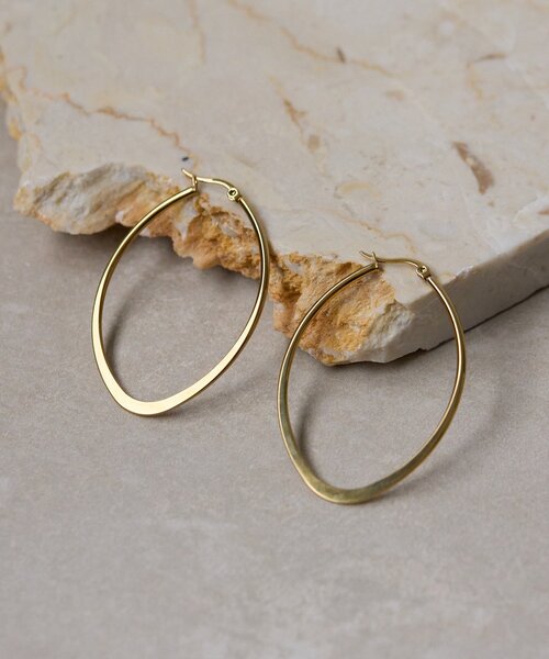 ear PAPILLONNER(イアパピヨネ)の「《金属アレルギー対応/ステンレス》マーキスフープピアス(ピアス(両耳用)・レディース・シルバー/ゴールド・FREE)」の9枚目の写真