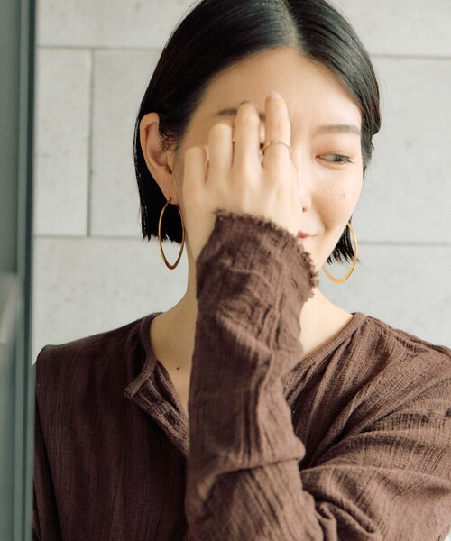 ear PAPILLONNER(イアパピヨネ)の「《金属アレルギー対応/ステンレス》マーキスフープピアス(ピアス(両耳用)・レディース・シルバー/ゴールド・FREE)」の13枚目の写真