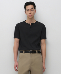 リブドマッスルフィットヘンリーネックTシャツ[ブラック]