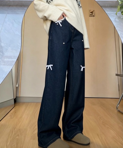 SHOUYO(ショウヨウ)の「リボンデザインが映えるルーズワイドデニムパンツ(デニムパンツ・レディース・ネイビー・M)」の3枚目の写真