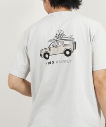NOLLEY'S（ノーリーズ）の「別注 SLOWLY WAGON バックプリント グラフィックTシャツ 26SS（Tシャツ/カットソー）」