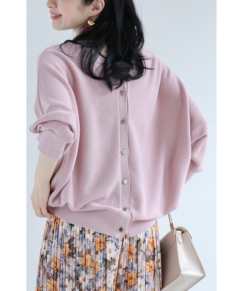 cawaii（カワイイ）の「上半身の丸さを丸っとカバー ゆるニットカーディガン（カーディガン/ボレロ・レディース・アイボリー/ピンク/ブルー・FREE）」の9枚目の写真