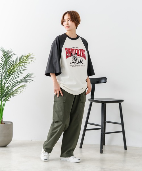 fort point(フォーポイント)の「【C-FORT POINT/フォートポイント】フレンチブルドッグプリント ラグランT 犬好き フレブル アニマル グラフィック バイカラー 配色 古着女子 ストリート(Tシャツ/カットソー・レディース・アイボリー/ブラウン/チャコールグレー/杢グレー・FREE)」の21枚目の写真