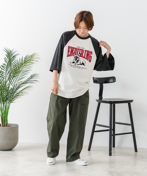 fort point(フォーポイント)の「【C-FORT POINT/フォートポイント】フレンチブルドッグプリント ラグランT 犬好き フレブル アニマル グラフィック バイカラー 配色 古着女子 ストリート(Tシャツ/カットソー・レディース・アイボリー/ブラウン/チャコールグレー/杢グレー・FREE)」の22枚目の写真