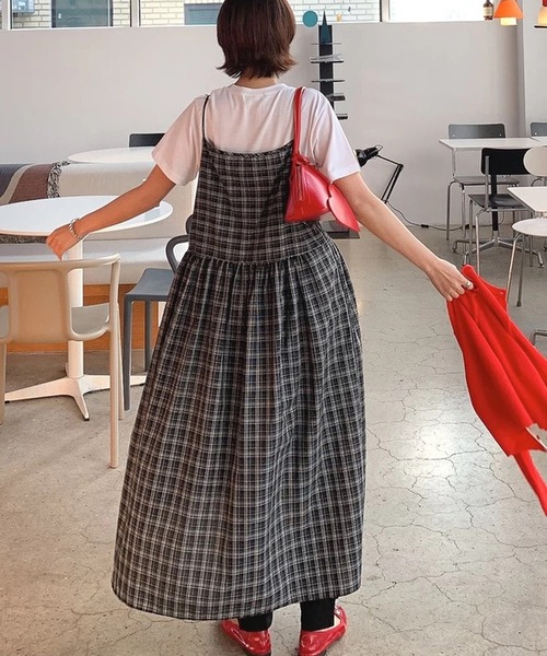 shopnikoniko(ショップニコニコ)の「ワンピース 夏 ロング丈 チェック柄 前後2WAY レイヤードキャミワンピース(ワンピース・レディース・ネイビー/レッド・フリー)」の6枚目の写真