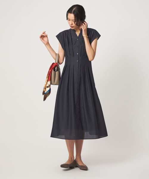 green label relaxing（グリーンレーベルリラクシング）の「シアー タック フレア フレンチスリーブ ワンピース（ワンピース・レディース・ダークブラウン/その他2/その他1/ネイビー・36/38）」の12枚目の写真
