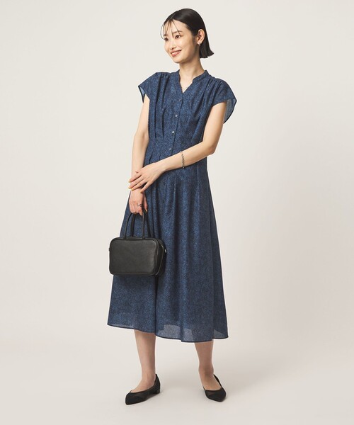 green label relaxing（グリーンレーベルリラクシング）の「シアー タック フレア フレンチスリーブ ワンピース（ワンピース・レディース・ダークブラウン/その他2/その他1/ネイビー・36/38）」の17枚目の写真