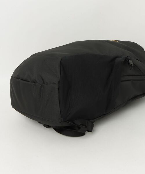 ARC'TERYX（アークテリクス）の「【ARC'TERYX】 アークテリクス Mantis 16L Backpack バックパック 16リットル / X000006136（バックパック/リュック・レディース・ブラック・ONESIZE）」の3枚目の写真