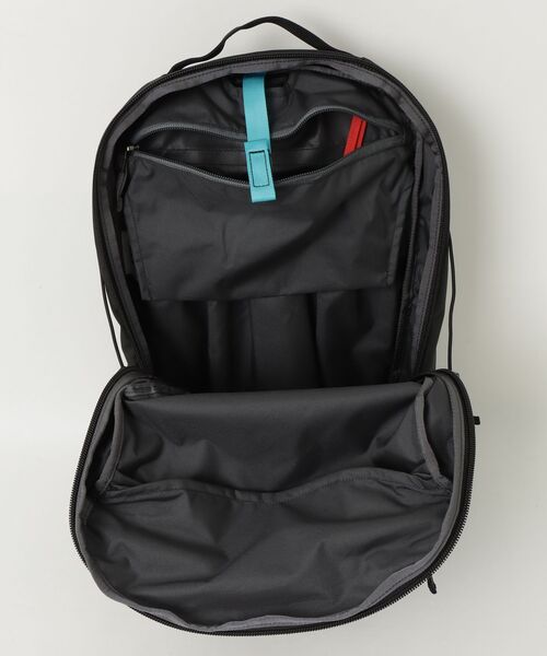 ARC'TERYX（アークテリクス）の「【ARC'TERYX】 アークテリクス Mantis 16L Backpack バックパック 16リットル / X000006136（バックパック/リュック・レディース・ブラック・ONESIZE）」の4枚目の写真