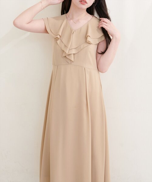 natural couture(ナチュラルクチュール)の「〈Erikoコラボ〉フリルカラーノースリワンピース(ワンピース・レディース・ミント/ベージュ/ブラック/アイボリー・SMALL/MEDIUM)」の18枚目の写真