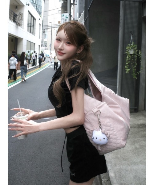 Darich(ダーリッチ)の「Hello Darichマイクロベロアセットアップ(セットアップ・レディース・ブラック・FREE)」の7枚目の写真
