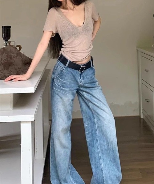 MEMECLE(メメクル)の「【 MEMECLE / メメクル 】シースルー VネックTシャツ(Tシャツ/カットソー・レディース・ホワイト/ブラック/ベージュ・SMALL/MEDIUM)」の1枚目の写真