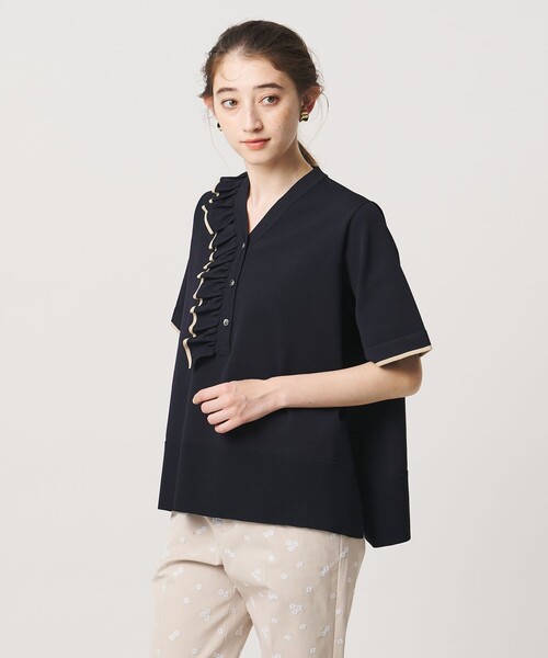 UNITED ARROWS(ユナイテッドアローズ)の「ミニマル フリル ショートスリーブ ニット(ニット/セーター・レディース・オフホワイト/ネイビー/ダークグレー・FREE)」の9枚目の写真