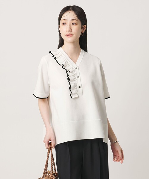 UNITED ARROWS(ユナイテッドアローズ)の「ミニマル フリル ショートスリーブ ニット(ニット/セーター・レディース・オフホワイト/ネイビー/ダークグレー・FREE)」の5枚目の写真