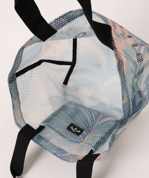 BILLABONG(ビラボン)の「BILLABONG メンズ MESH TOTEBAG MINI Patterned トートバッグ 【2026年夏モデル】(トートバッグ・メンズ・マルチ/ブルー系その他・FREE)」の5枚目の写真