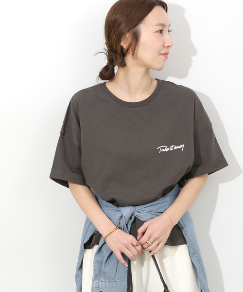 JOURNAL STANDARD relume（ジャーナルスタンダード　レリューム）の「《追加2 / 新色》刺繍ロゴハーフスリーブT（Tシャツ/カットソー・レディース・ブラウン/グレー/ブラック系その他/ホワイト・FREE）」の7枚目の写真