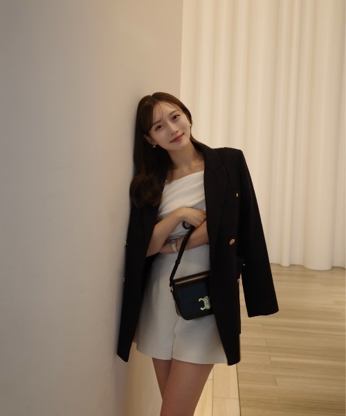 polaura(ポローラ)の「クラシックハイウエストショートパンツ(その他パンツ・レディース・キャメル/オフホワイト/ブラック・S/M)」の9枚目の写真